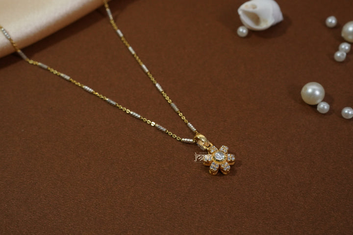 Juhi Pendant