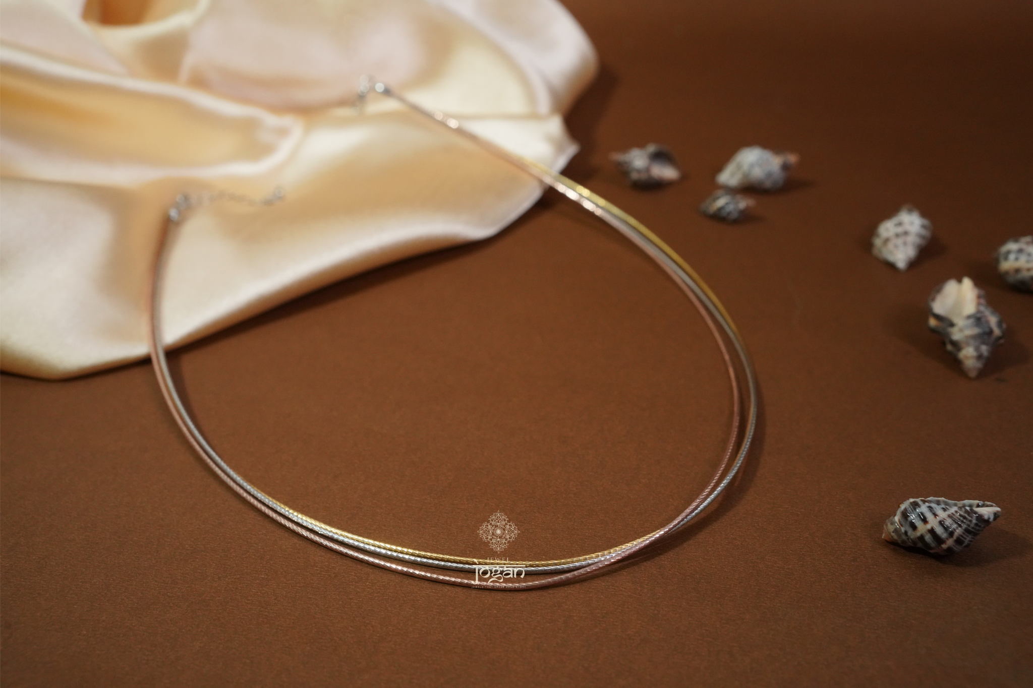 Italian-made tri-color hasli chain in gold, rose, and rhodium tones, perfect for layering or wearing solo.