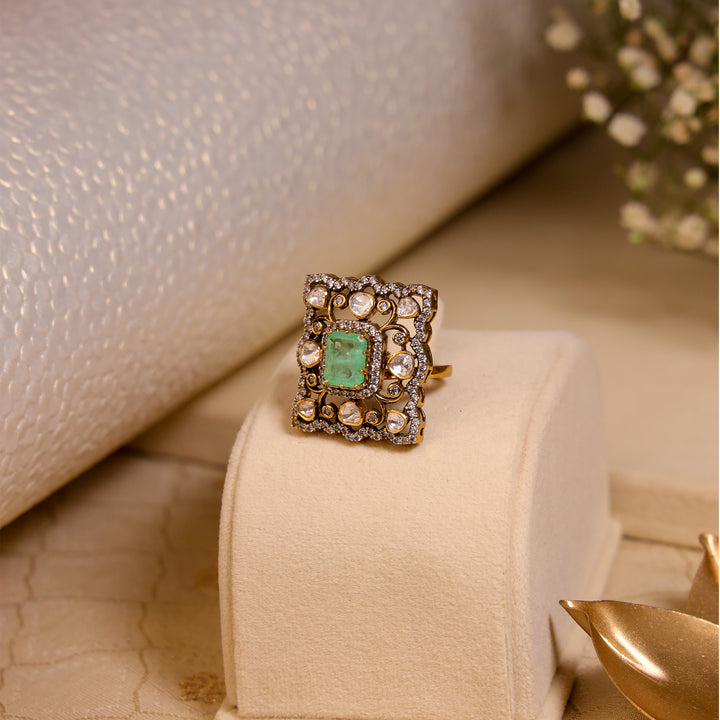 Vilaasini ring